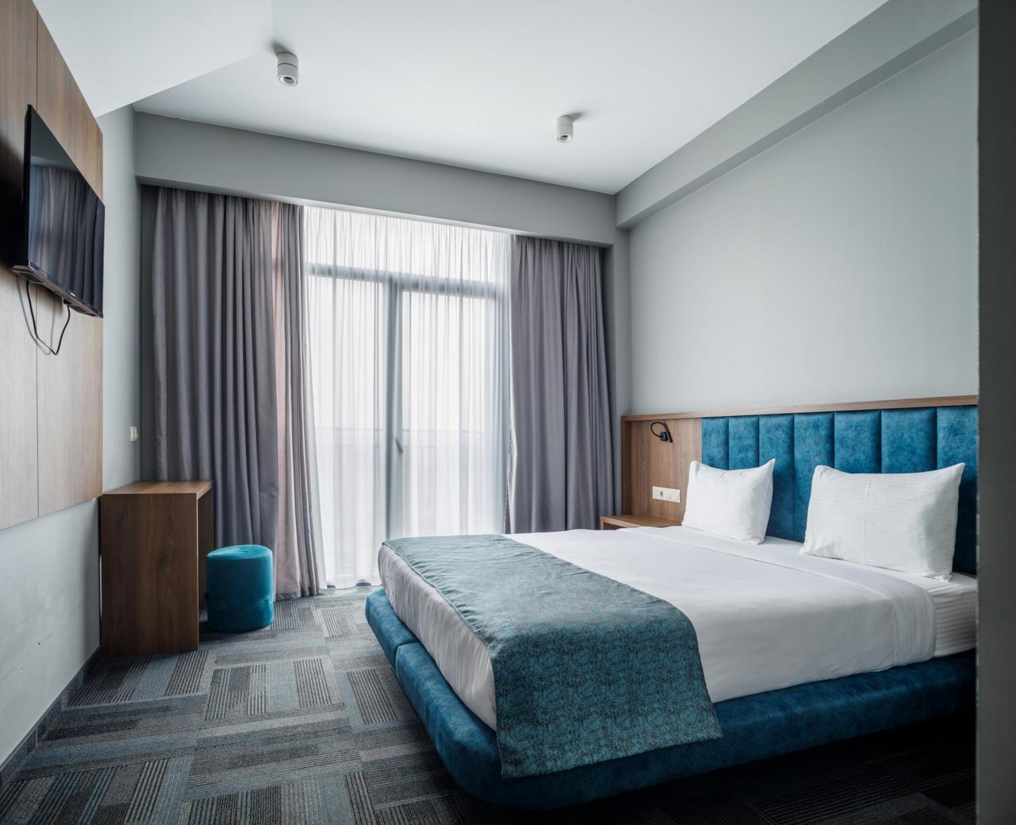 Hotel Address 4*